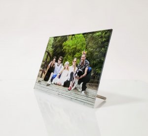 תמונה על זכוכית לדלפק